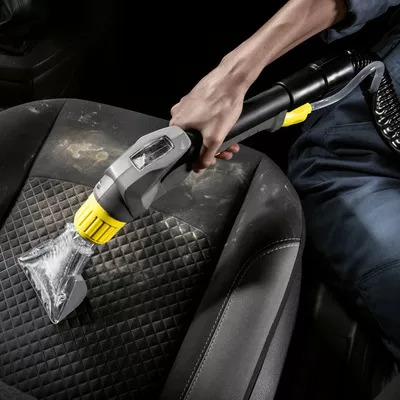 Dubinsko čišćenje auto sjedala u Zagrebu